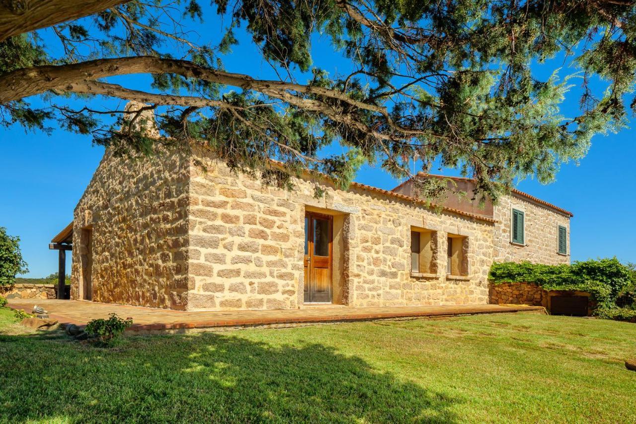 Vila Casa Mare E Monti Cannigione Exteriér fotografie