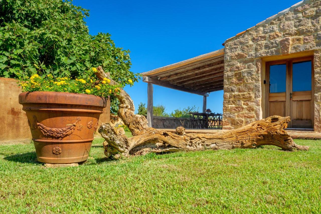 Vila Casa Mare E Monti Cannigione Exteriér fotografie